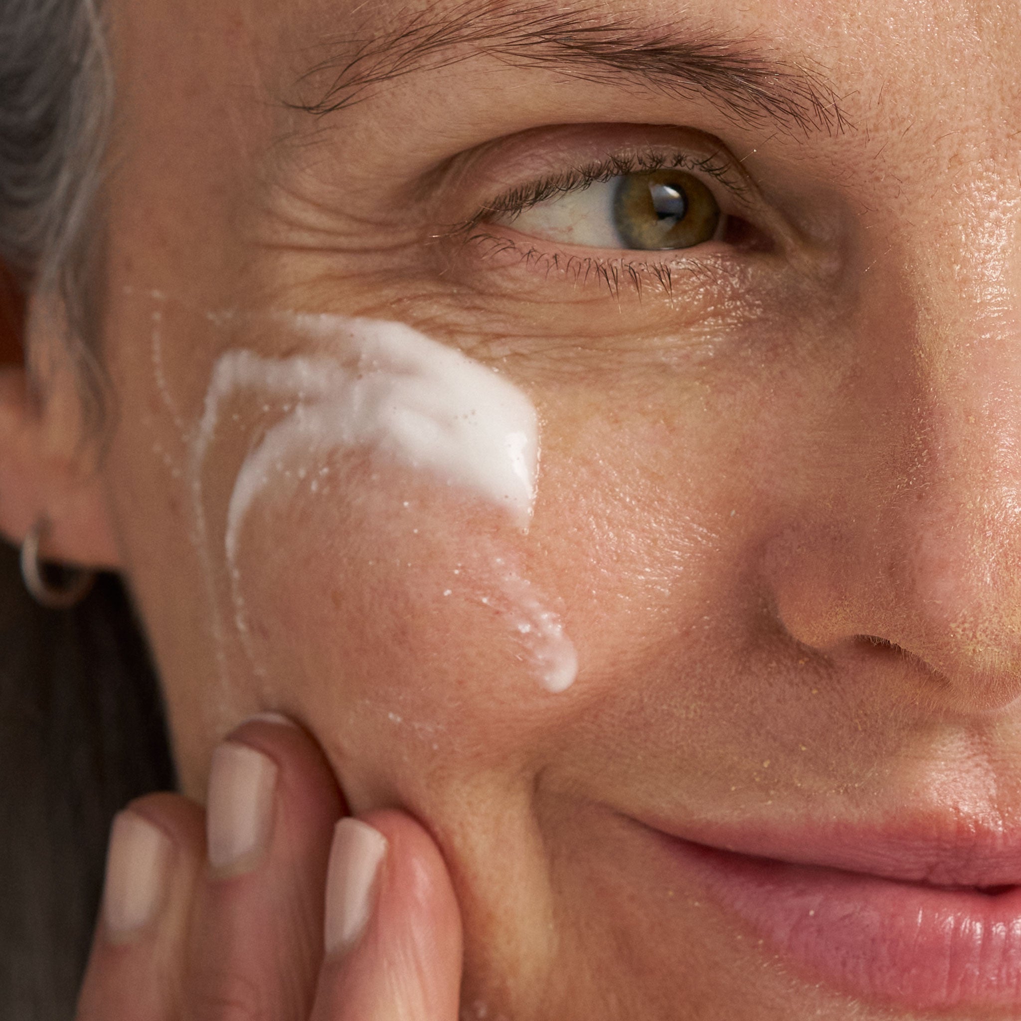 skin resurfacing lactic acid cleanser model